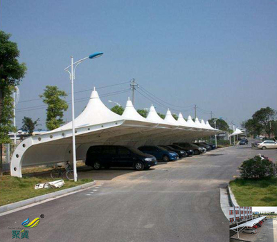 無錫鋼膜結(jié)構(gòu)自行車定制停車棚景觀工程設(shè)計與施工報價解析